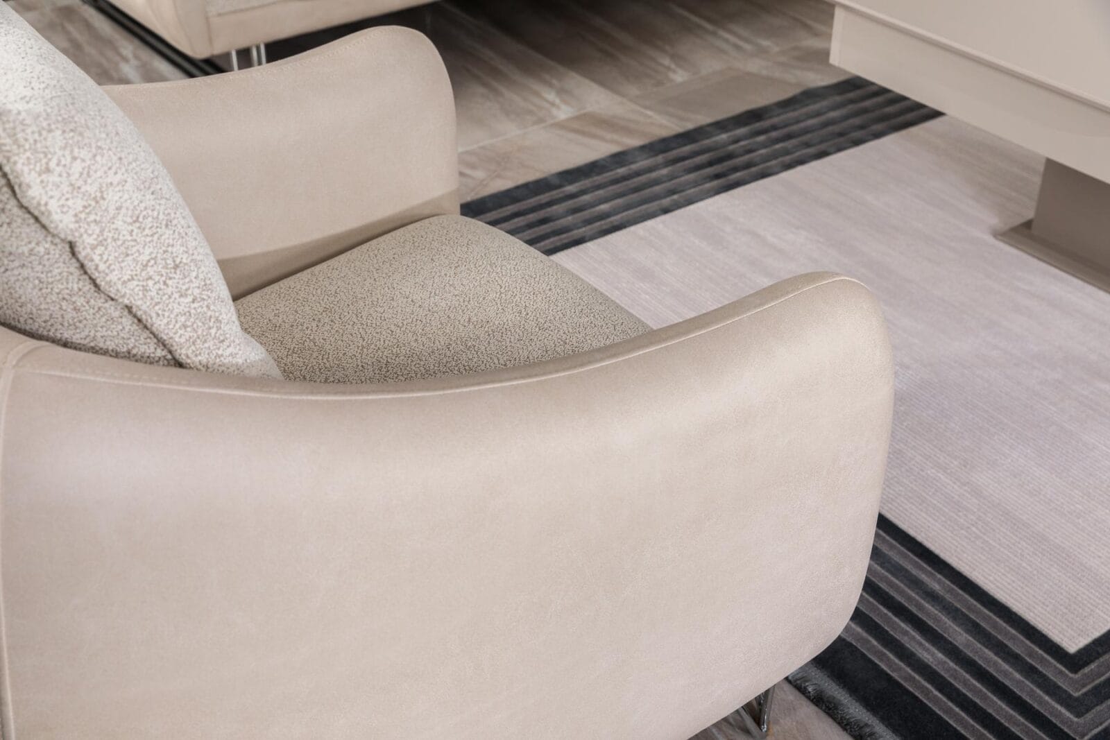 Line Sofa set - Image 7