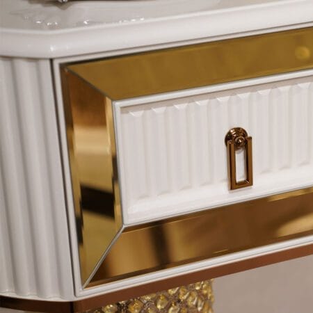 Modern Deluxe dresser in London brings practical storage with sleek finishes.