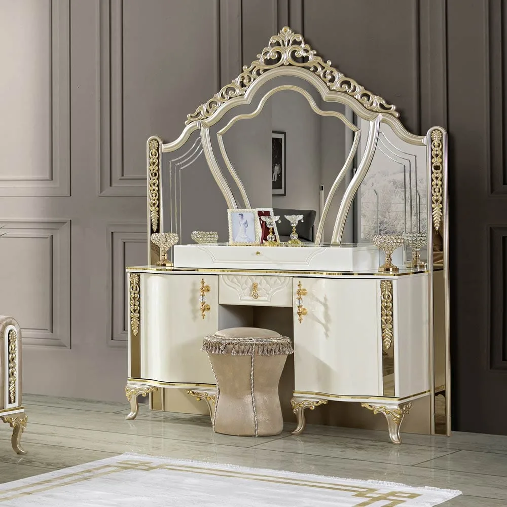Venedik luxury bedroom set in London, offers high end designs for a lavish and comfortable bedroom.
